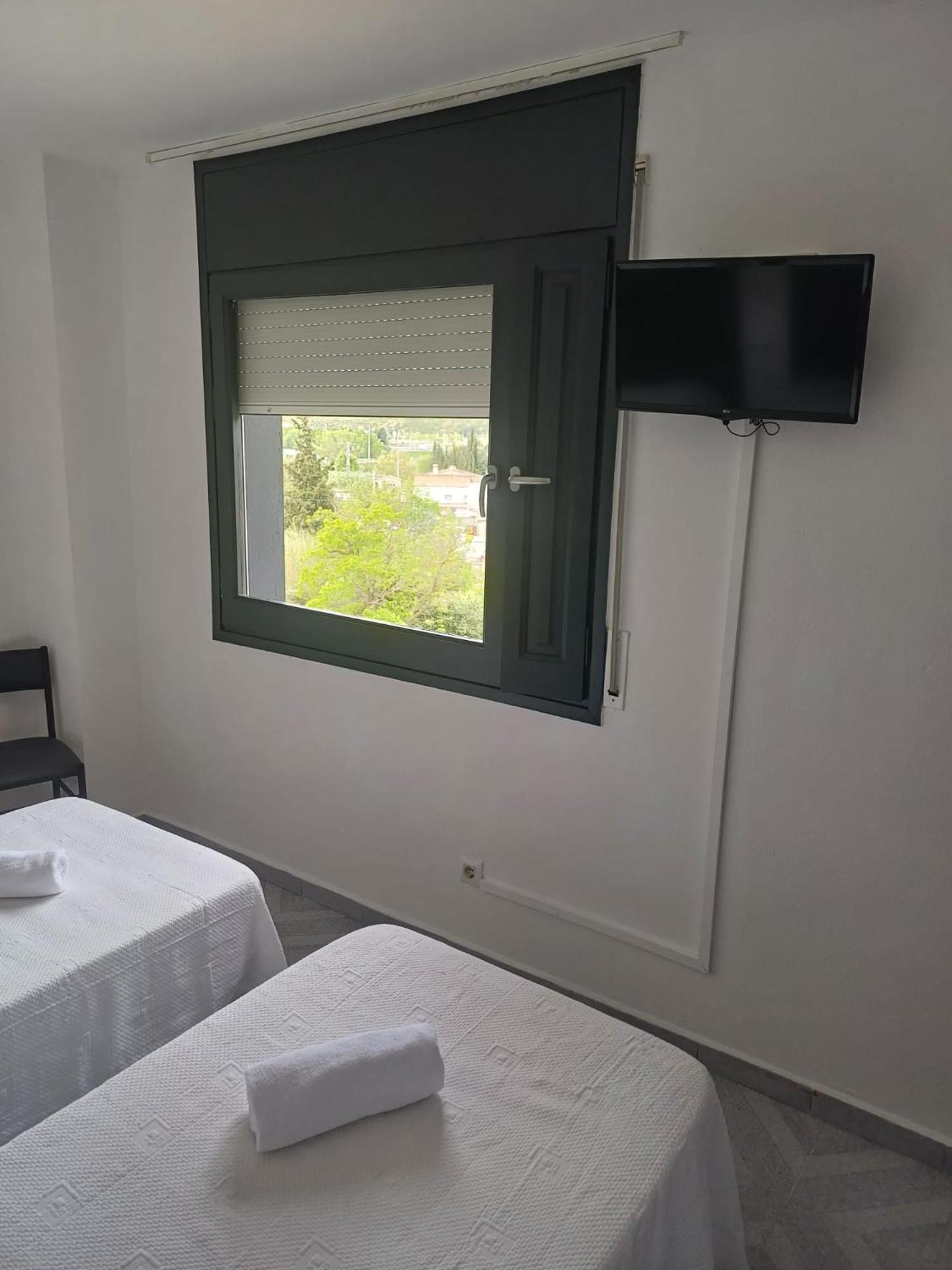 Hotel L'Albera La Jonquera Bagian luar foto